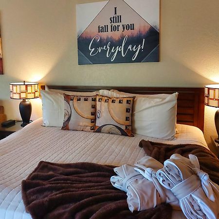 Sheridan House Inn- Adult Only Accommodation Williams Exteriér fotografie